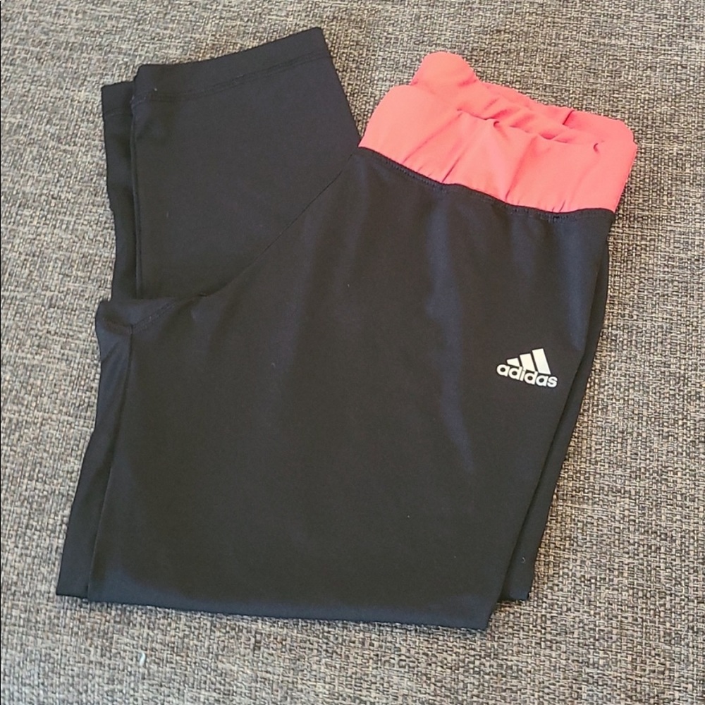 2/$10 🔥Adidas cropped athletic pants